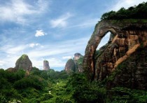 象鼻山在桂林哪里 桂林的象鼻山后面有什么